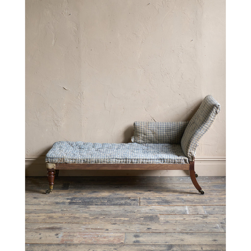 A Regency period chaise longue with a RH arm rest.-Antique Seating-KONTRAST