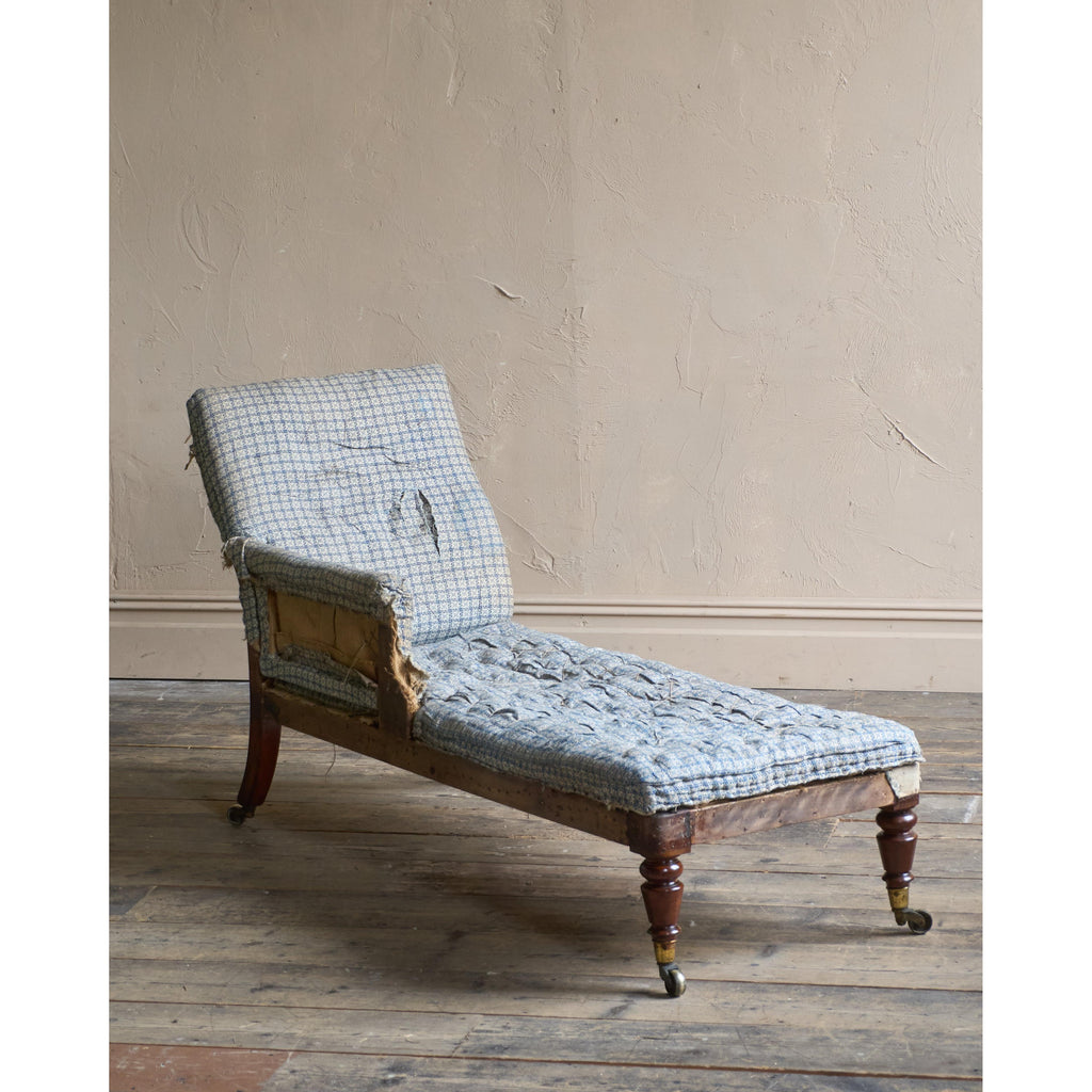A Regency period chaise longue with a RH arm rest.-Antique Seating-KONTRAST