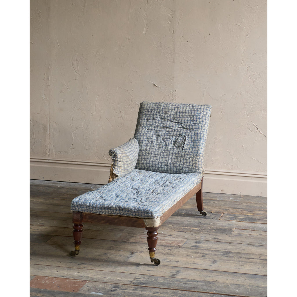 A Regency period chaise longue with a RH arm rest.-Antique Seating-KONTRAST