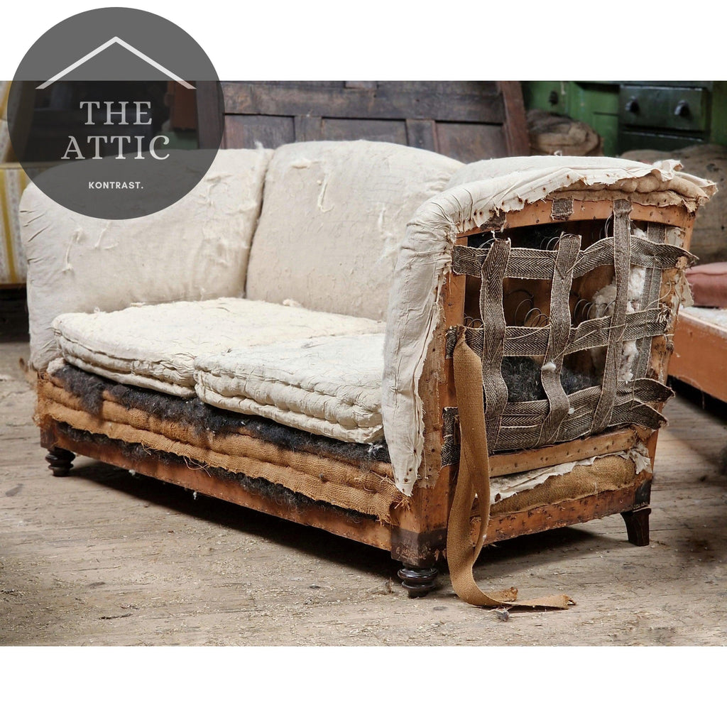 Antique Bedroom Sofa-Antique Seating-KONTRAST