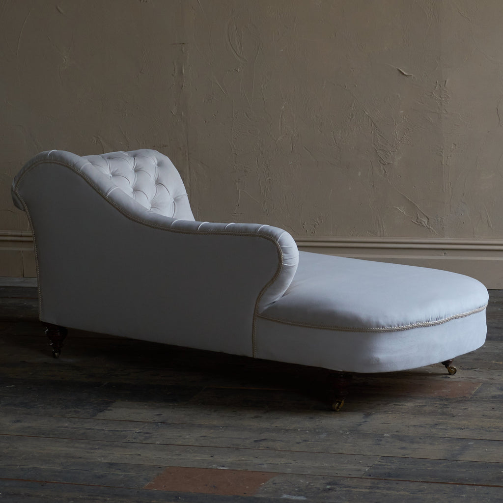 Antique Chaise Longue - pearl velvet.-Antique Seating-KONTRAST