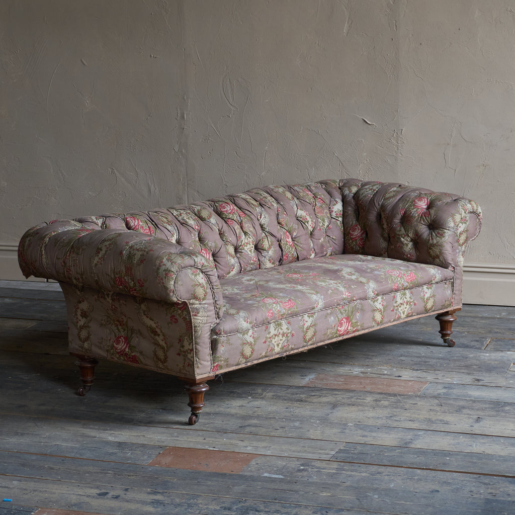 Antique Chesterfield Sofa by Gillows-Antique Seating-KONTRAST