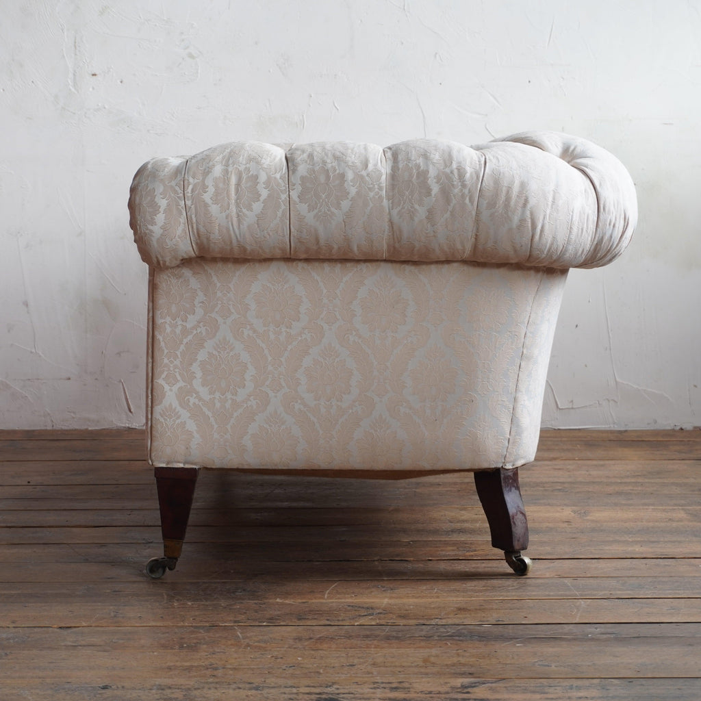 Antique Chesterfield Sofa - cream damask-KONTRAST