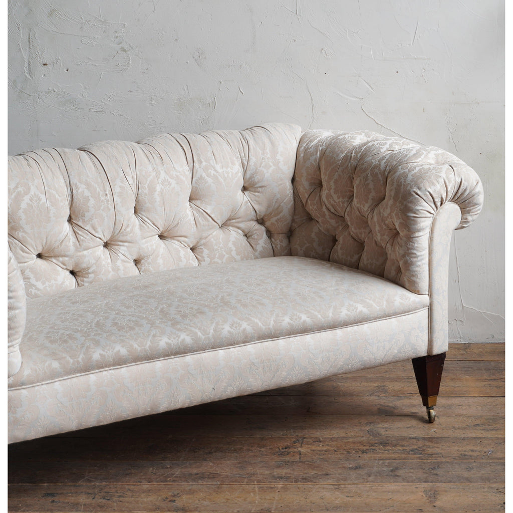 Antique Chesterfield Sofa - cream damask-KONTRAST