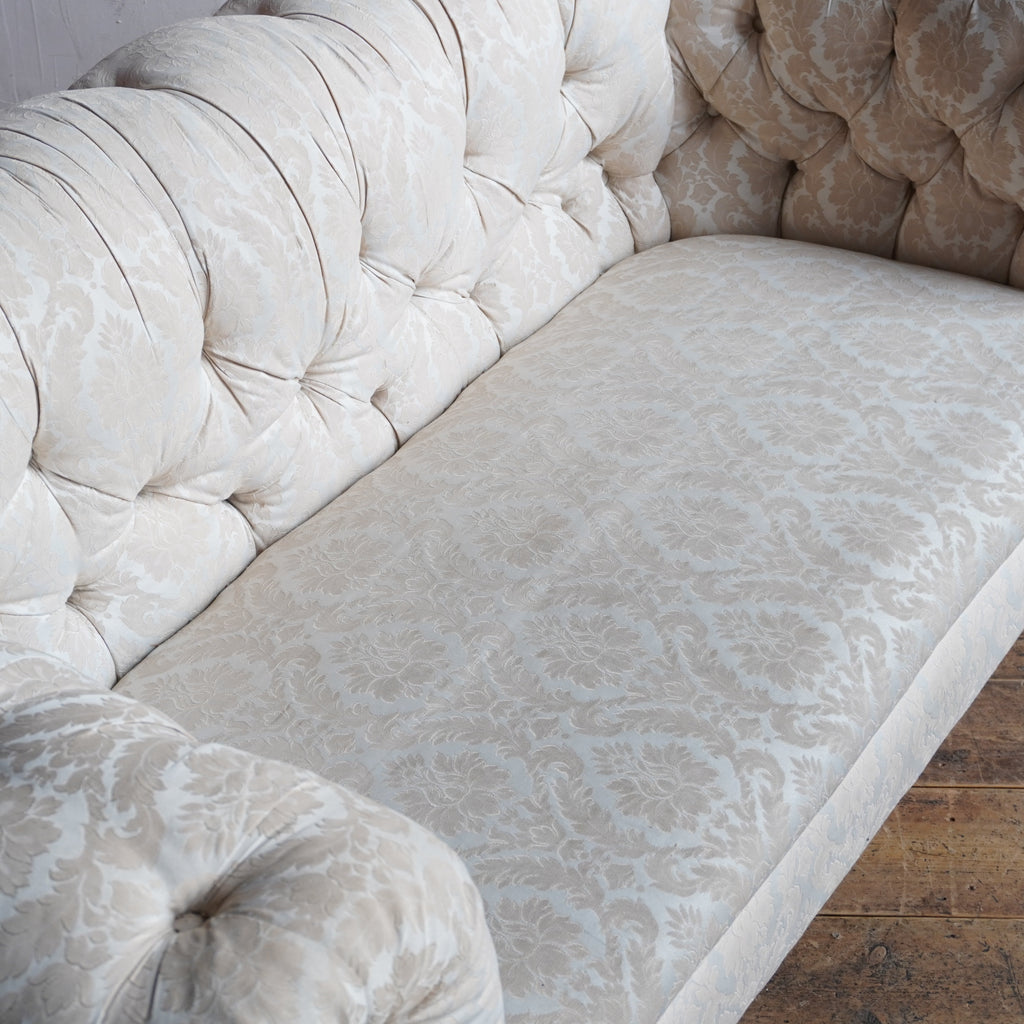 Antique Chesterfield Sofa - cream damask-KONTRAST