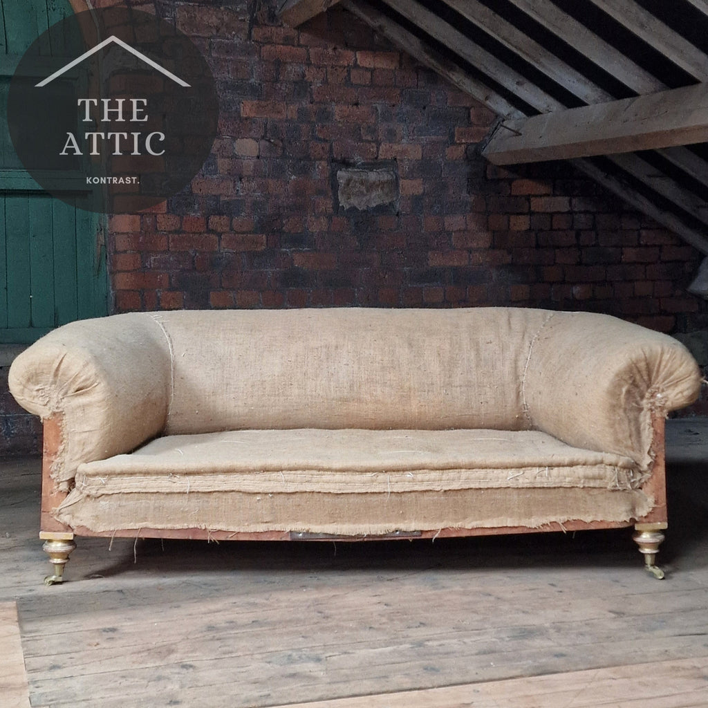 Antique Chesterfield Sofa with Gilt Legs-Antique Seating-KONTRAST