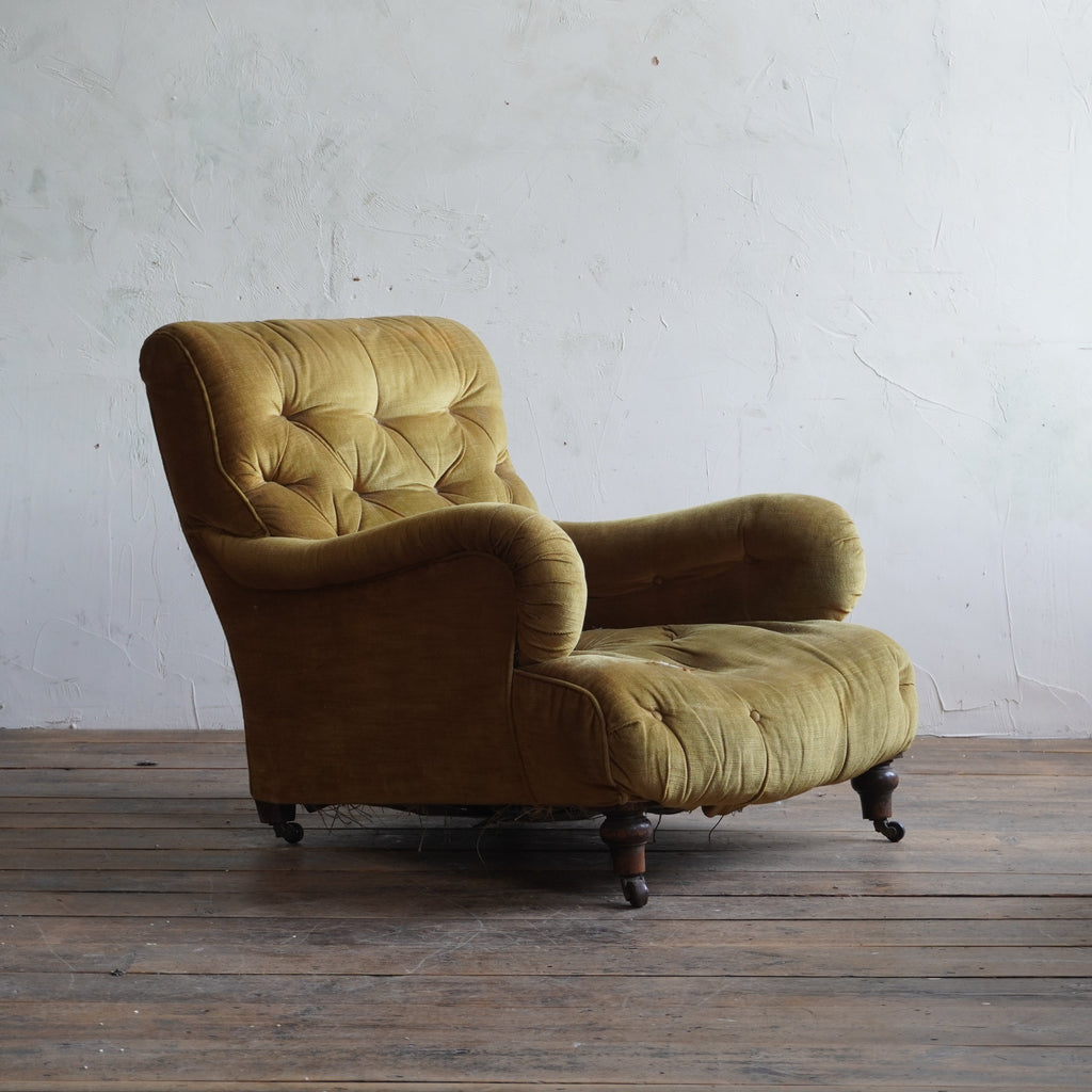 Antique Howard Style Armchair - buttoned-KONTRAST