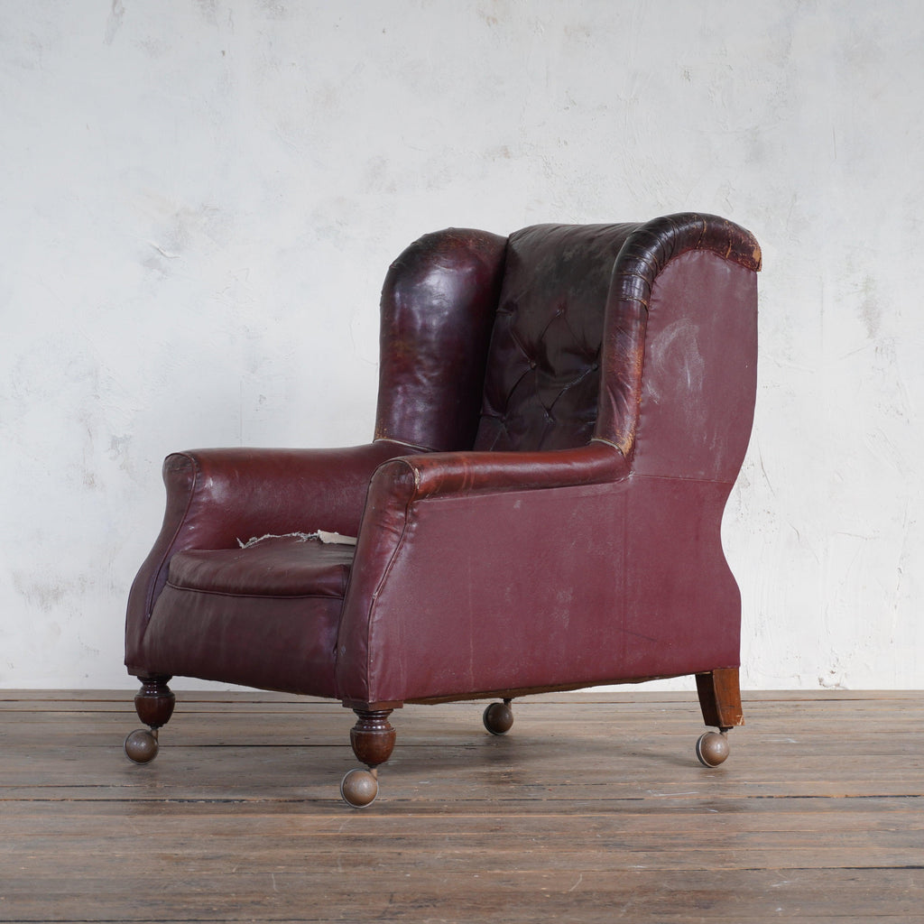 Antique Leather Armchair att to Sopwith-KONTRAST