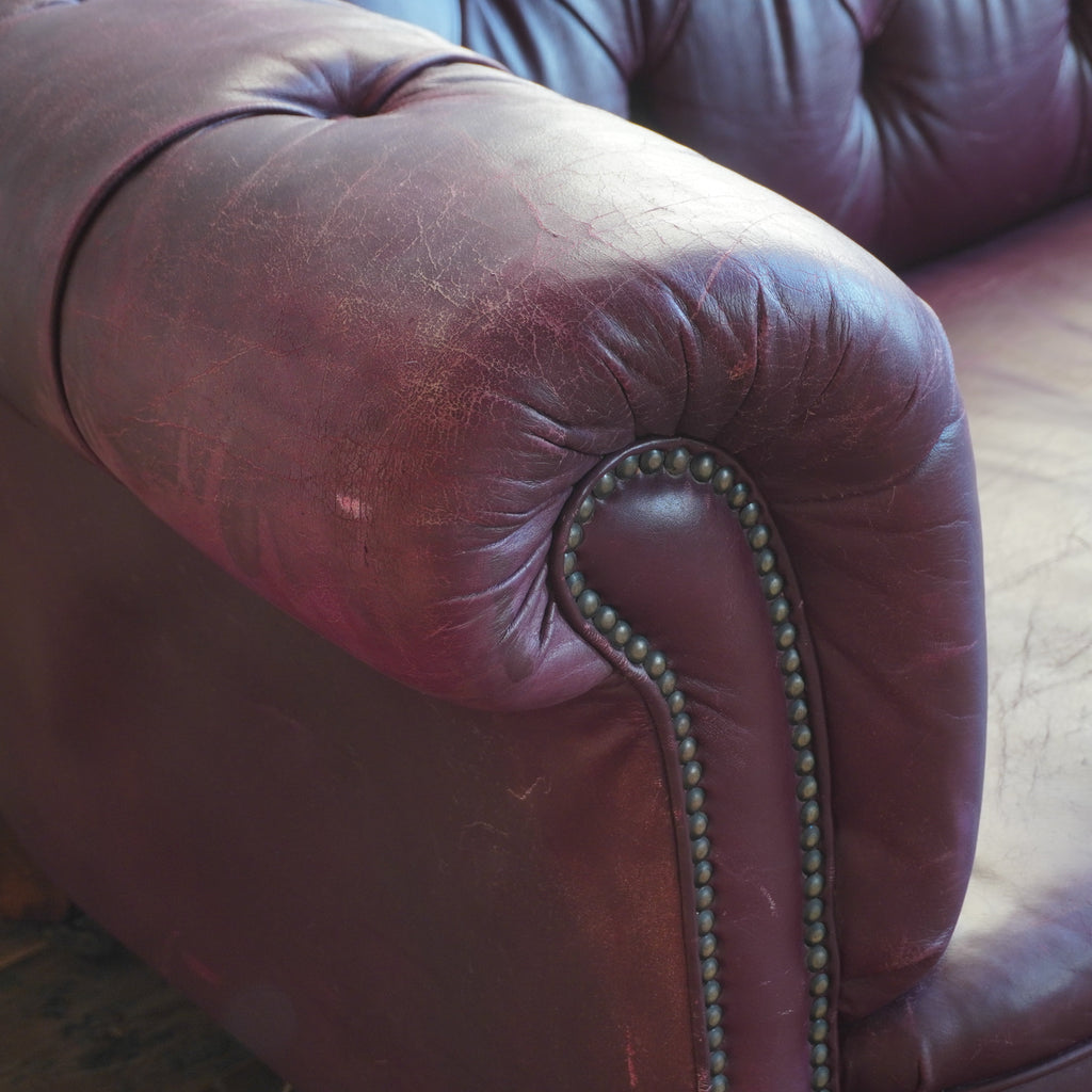 Antique Leather Chesterfield Sofa - burgundy-KONTRAST