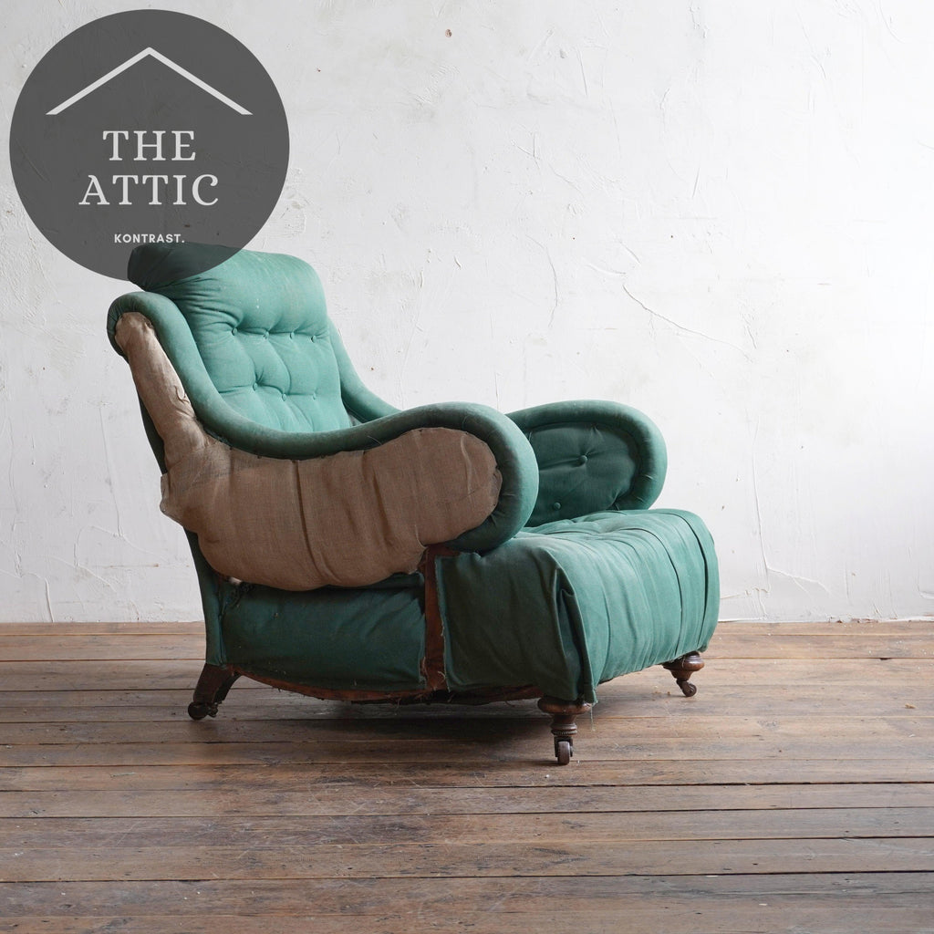Antique Lounge Armchair - Howard Style-KONTRAST