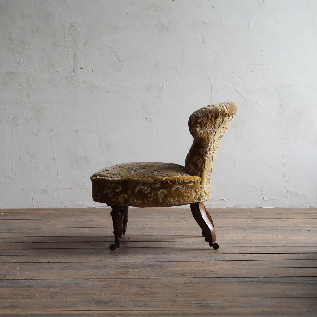 Antique Nursing Chair-Antique Seating-KONTRAST