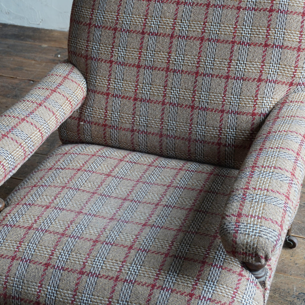 Antique Open Armchair - burberry style tartan-KONTRAST