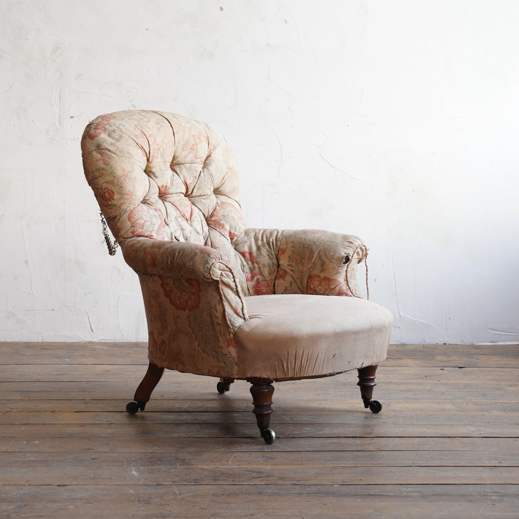 Antique Spoon-back armchair by Holland & Sons-KONTRAST
