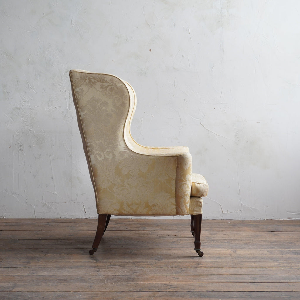 Antique Wingback by Gillows-KONTRAST