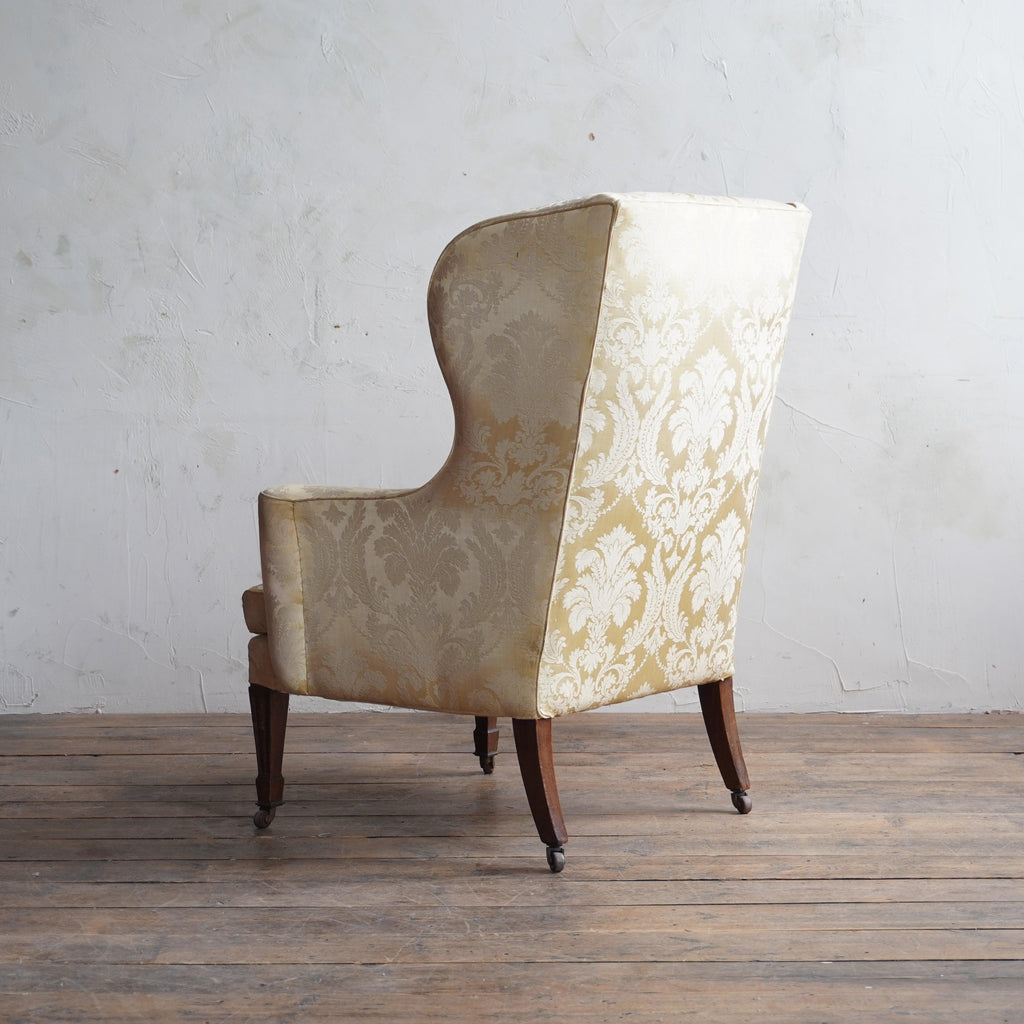 Antique Wingback by Gillows-KONTRAST