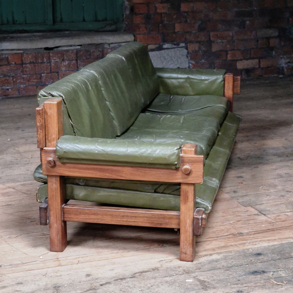 Brutalist Mid Century Sofa - mini boga for taaru-Mid Century Seating-KONTRAST