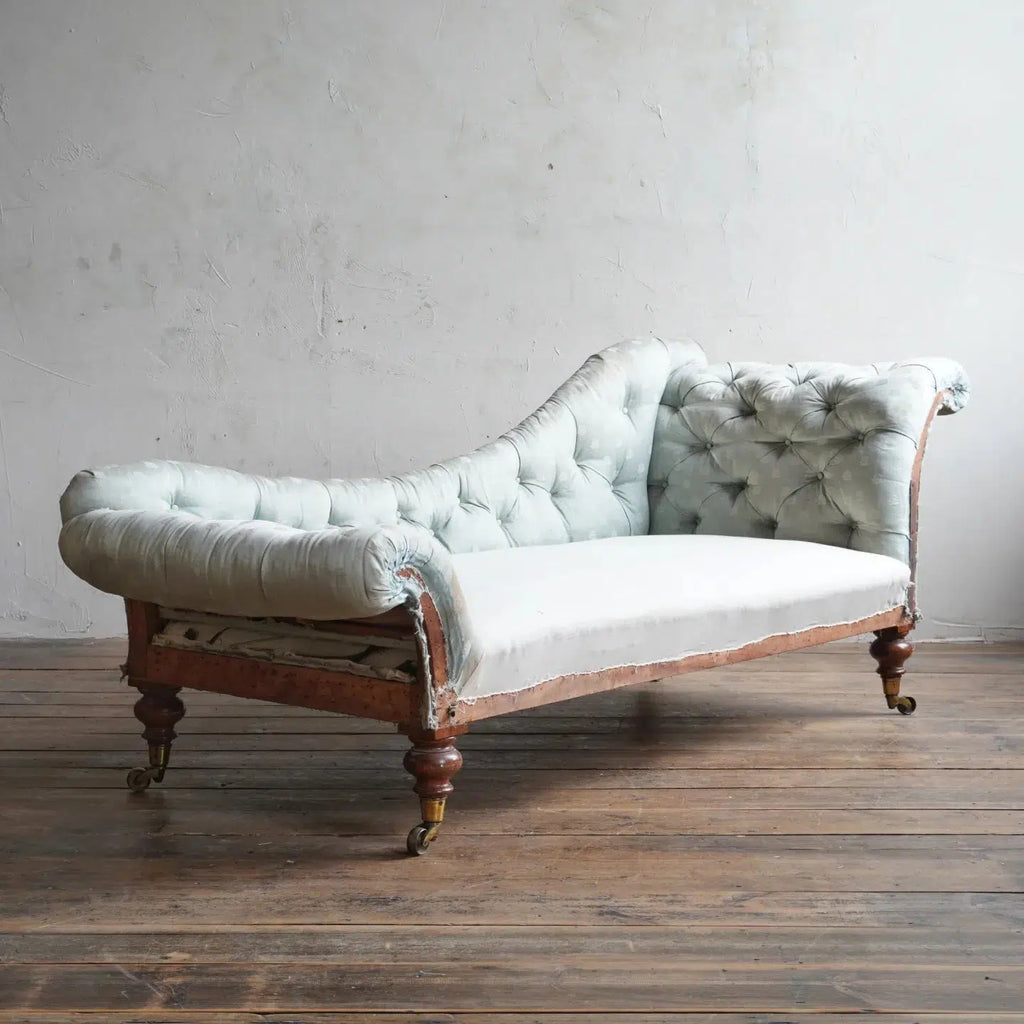 Chaise Longue by Miles & Edwards.-KONTRAST