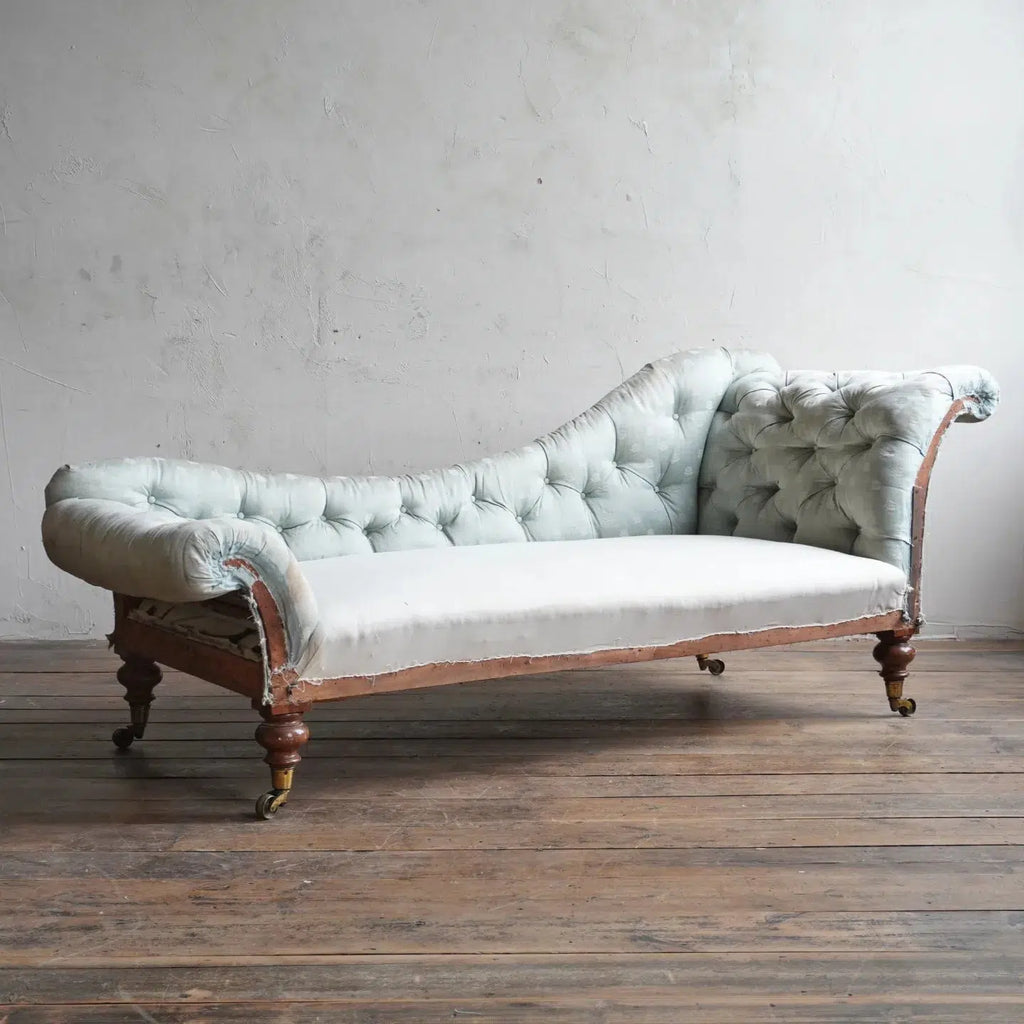 Chaise Longue by Miles & Edwards.-KONTRAST