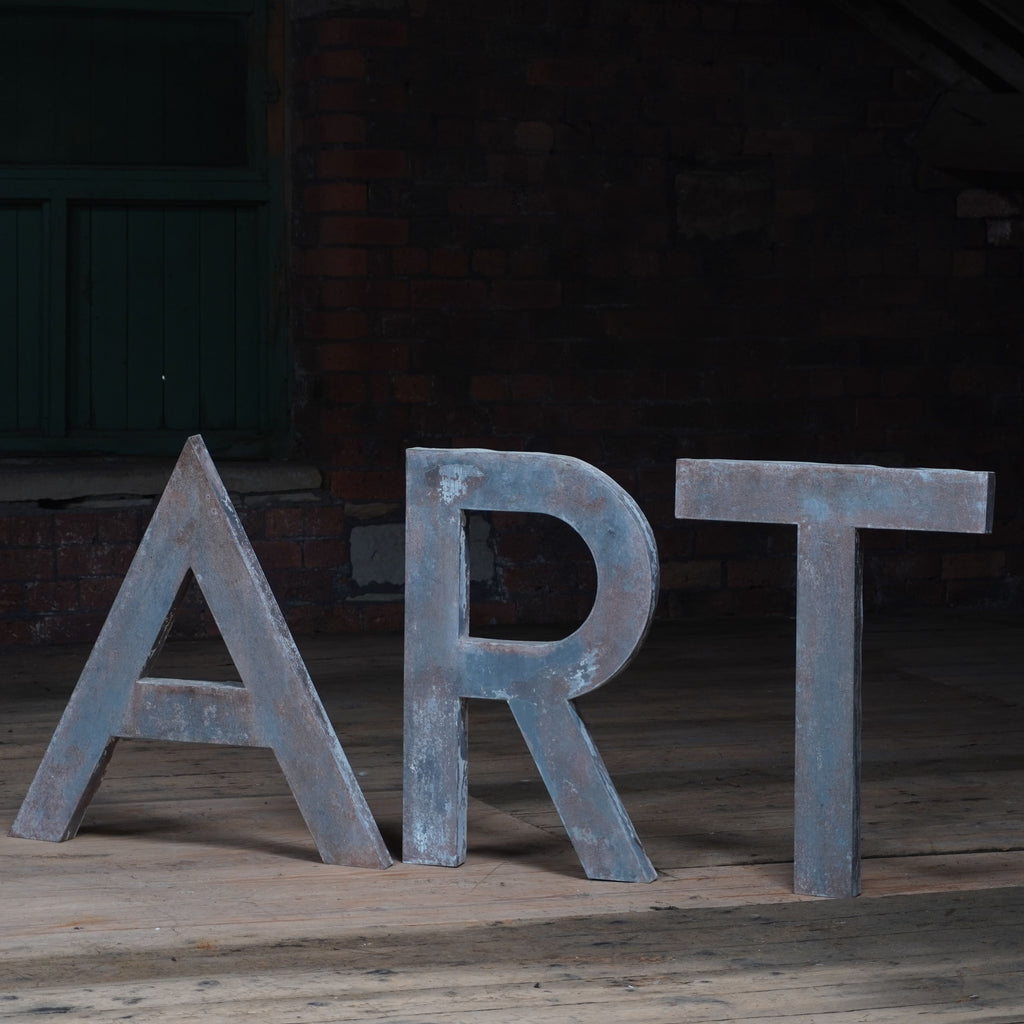 Distressed Metal Letters, ART-KONTRAST