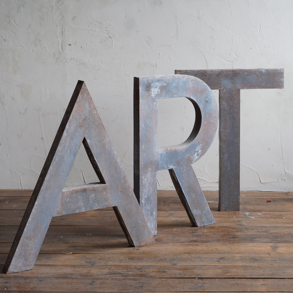 Distressed Metal Letters, ART-KONTRAST