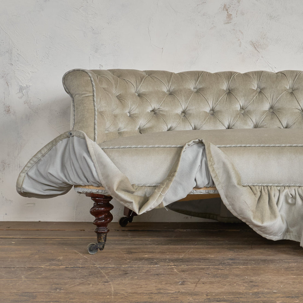 Hindley & Sons Kidney Sofa-Antique Seating-KONTRAST