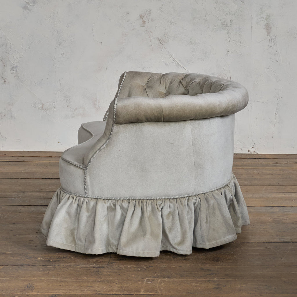 Hindley & Sons Kidney Sofa-Antique Seating-KONTRAST