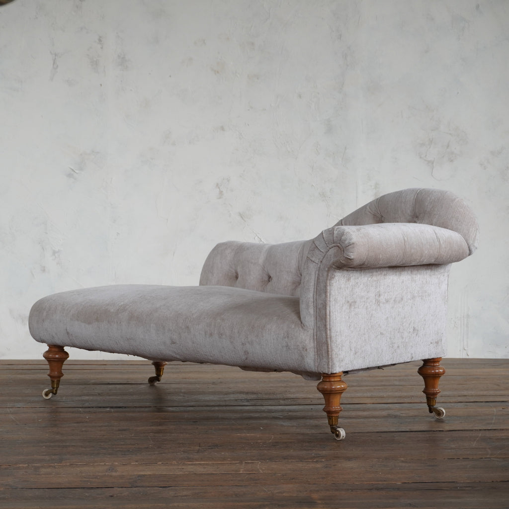 Howard Style Chaise Longue - 19th Century-Antique Seating-KONTRAST