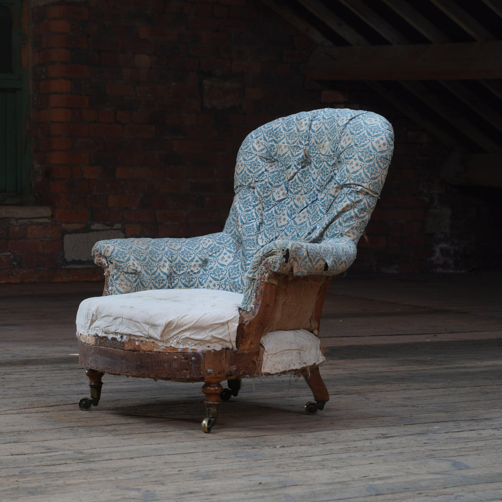 Howard and Sons Armchair-Antique Seating-KONTRAST