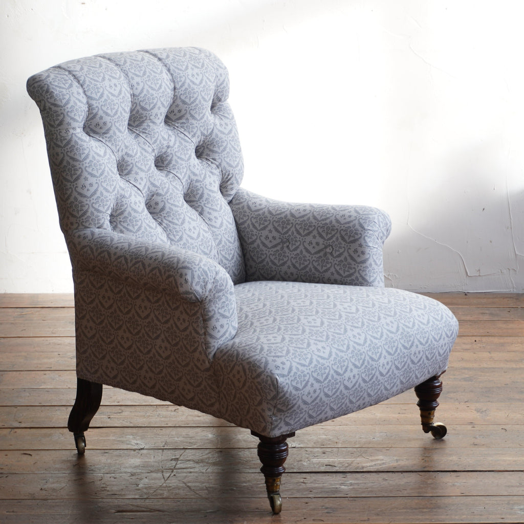 Howard and Sons Armchair-Antique Seating-KONTRAST