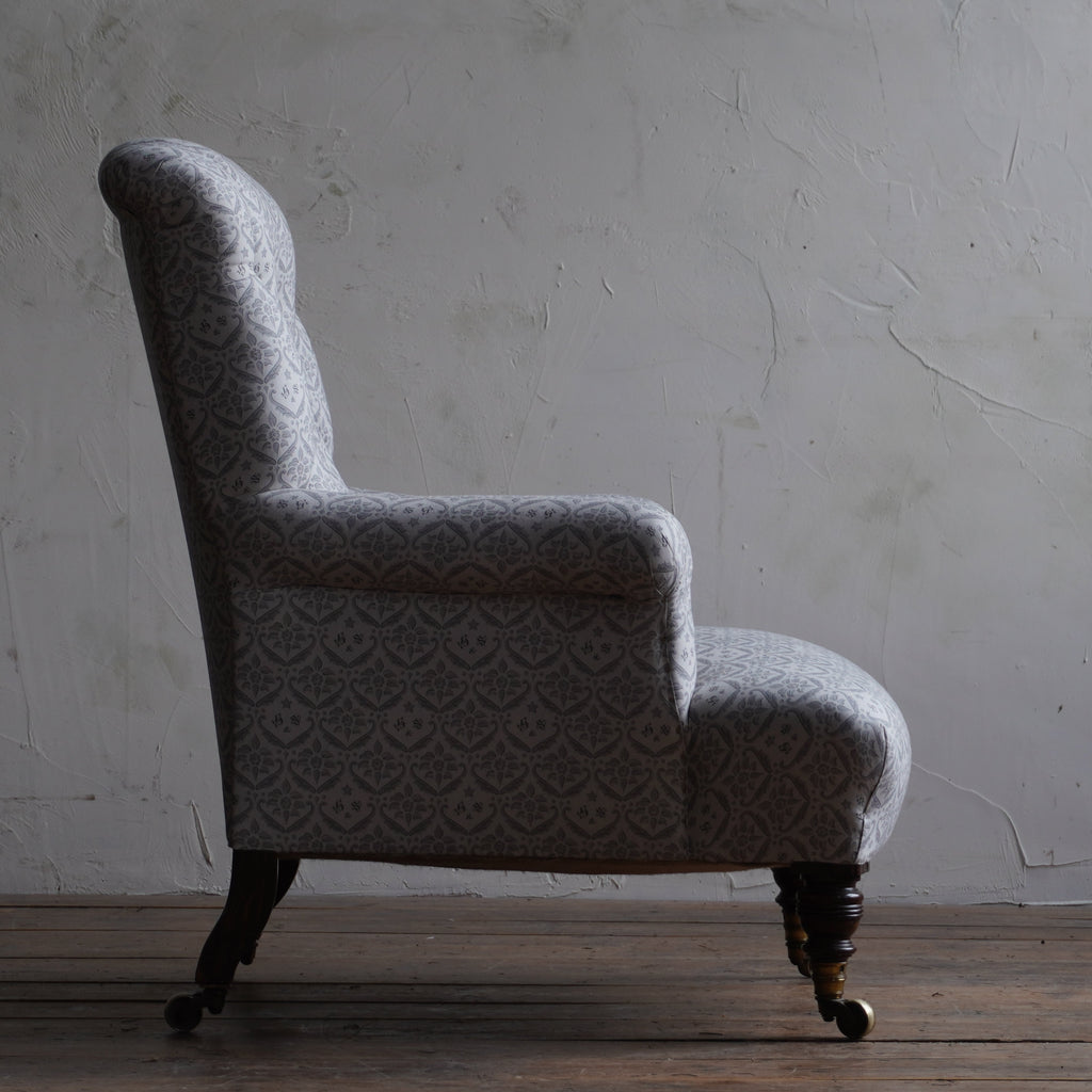 Howard and Sons Armchair-Antique Seating-KONTRAST