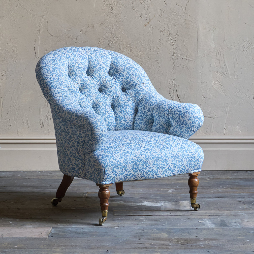 Howard and Sons Tub Armchair-KONTRAST