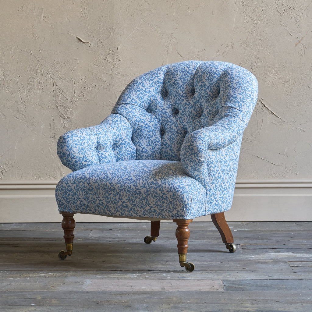 Howard and Sons Tub Armchair-KONTRAST