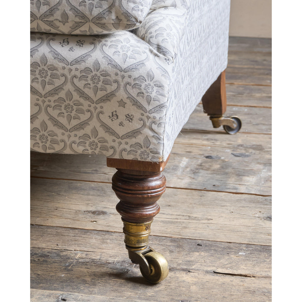 Pair of Howard and Sons Grafton Armchairs-Antique Seating-KONTRAST