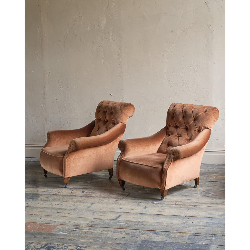 Pair of deep-seated Harrods-style country house armchairs-KONTRAST