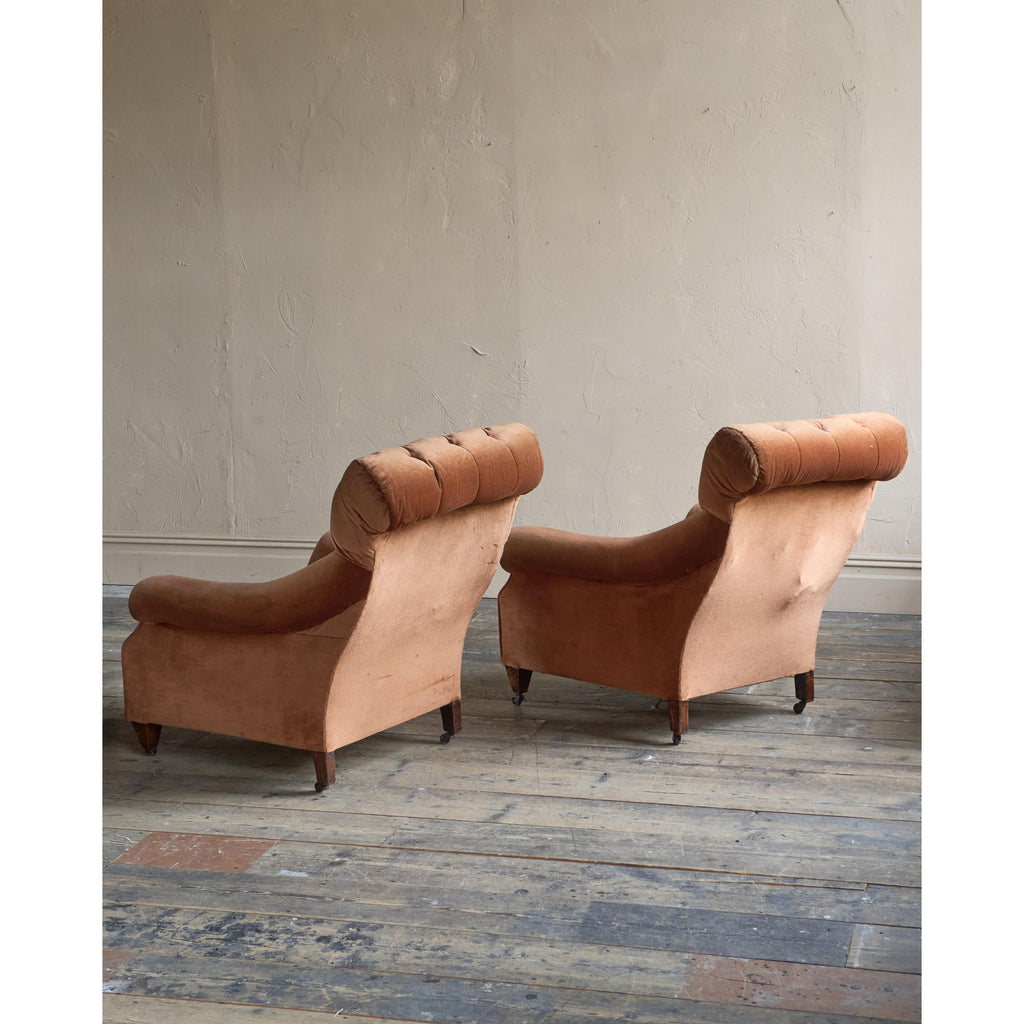 Pair of deep-seated Harrods-style country house armchairs-KONTRAST