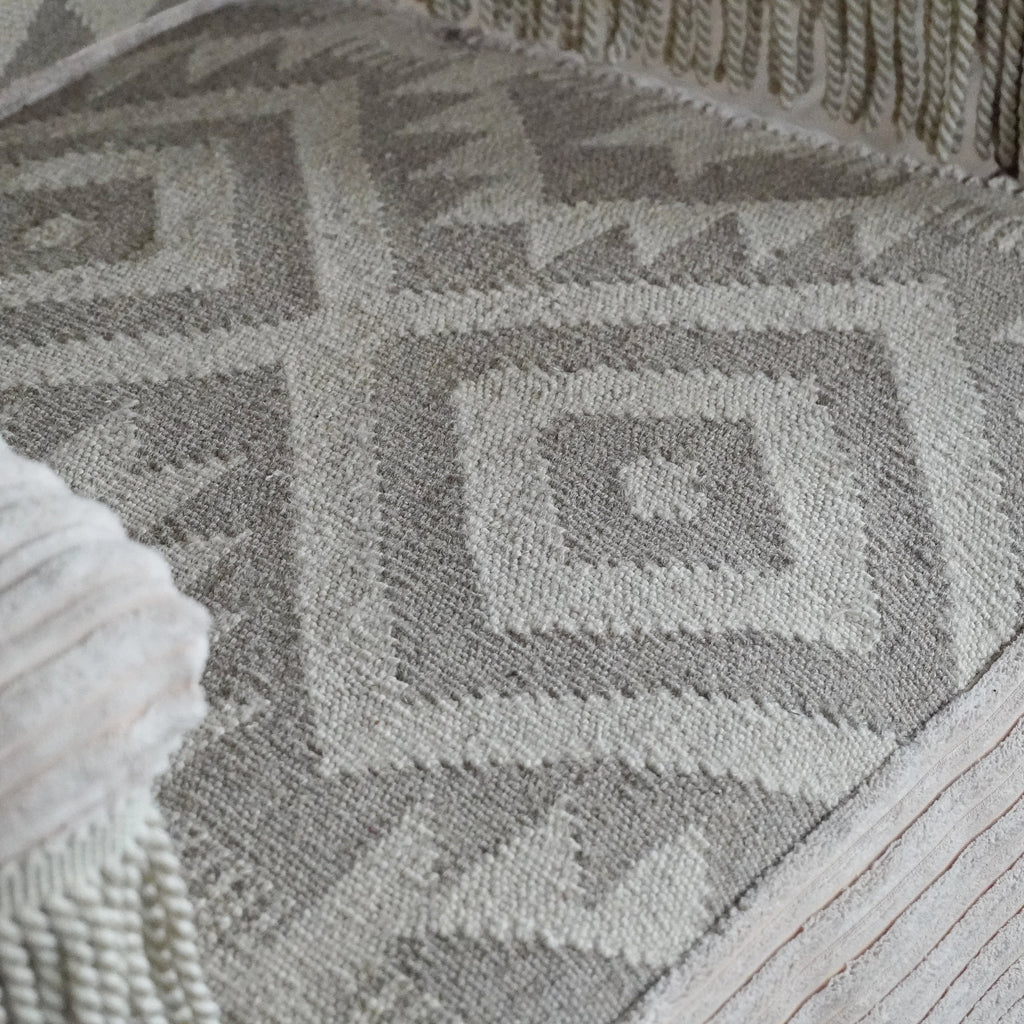 Victorian Kilim Carpet Chairs-KONTRAST