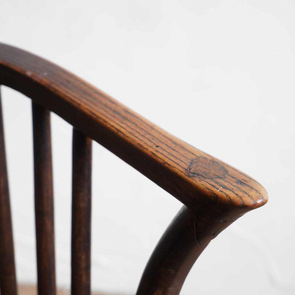 Antique Comb Back Chair-KONTRAST
