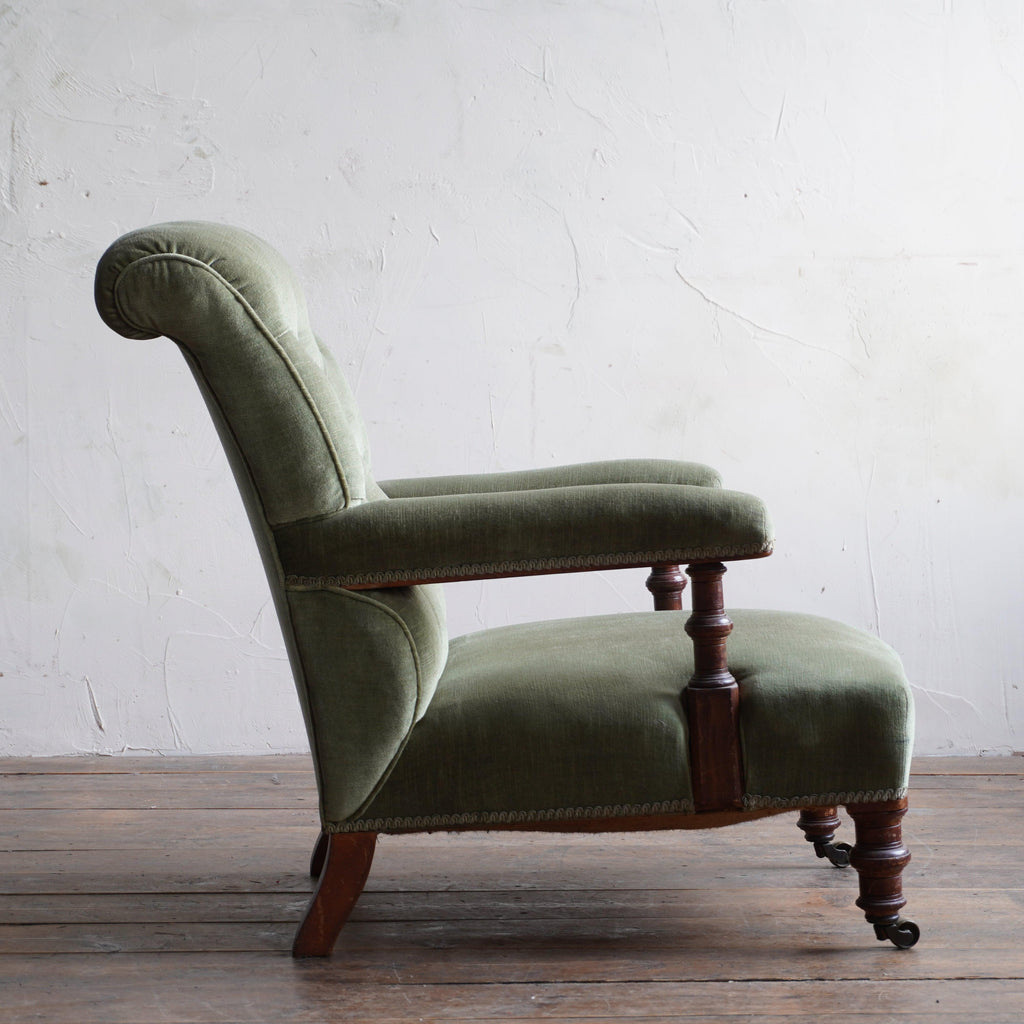 Antique Open Armchair - green velvet-Antique Seating-KONTRAST