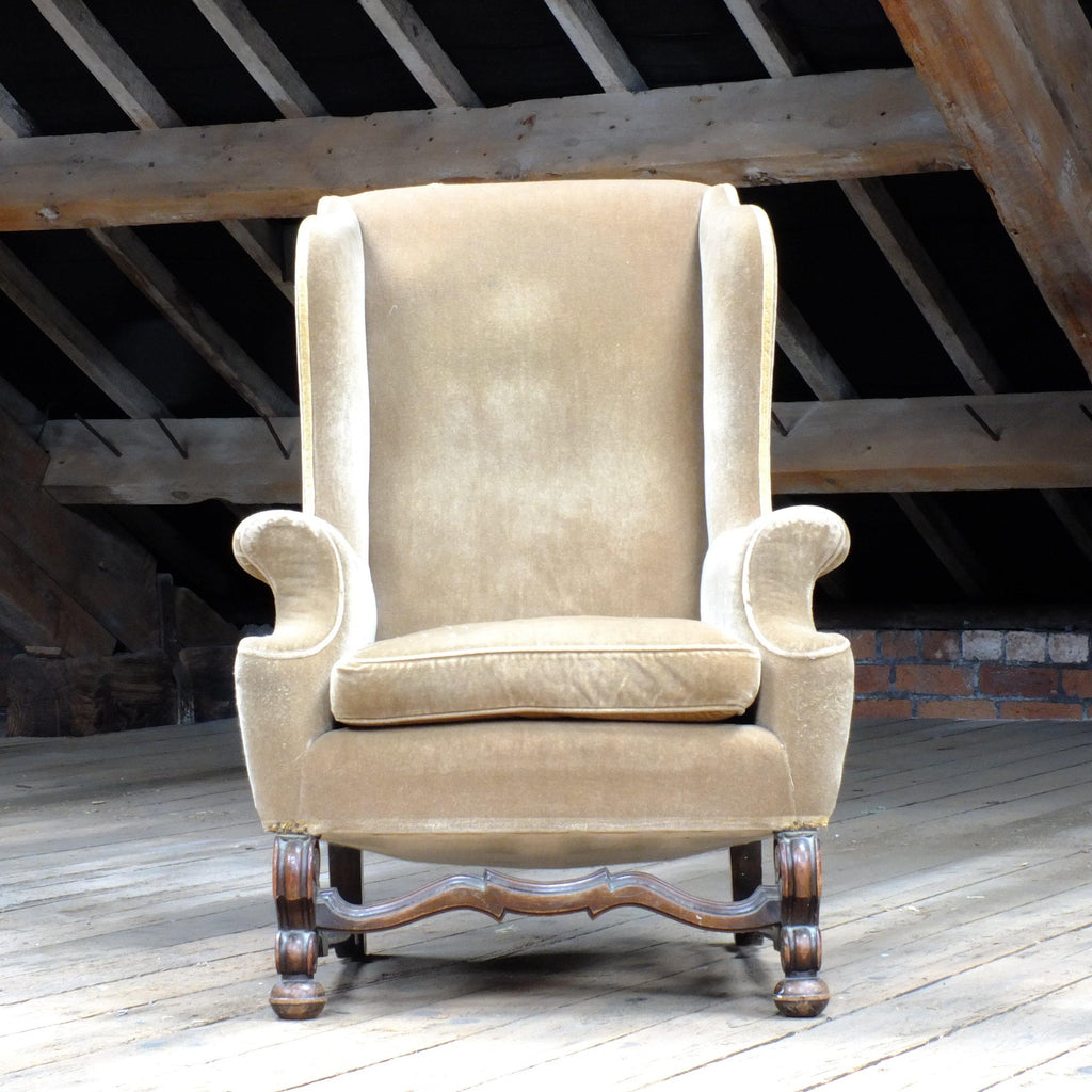 Early 20th century country house wingback armchair-Antique Seating-KONTRAST