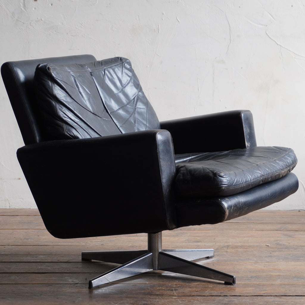 Pair of Kayser Leather Chairs-Mid Century Seating-KONTRAST
