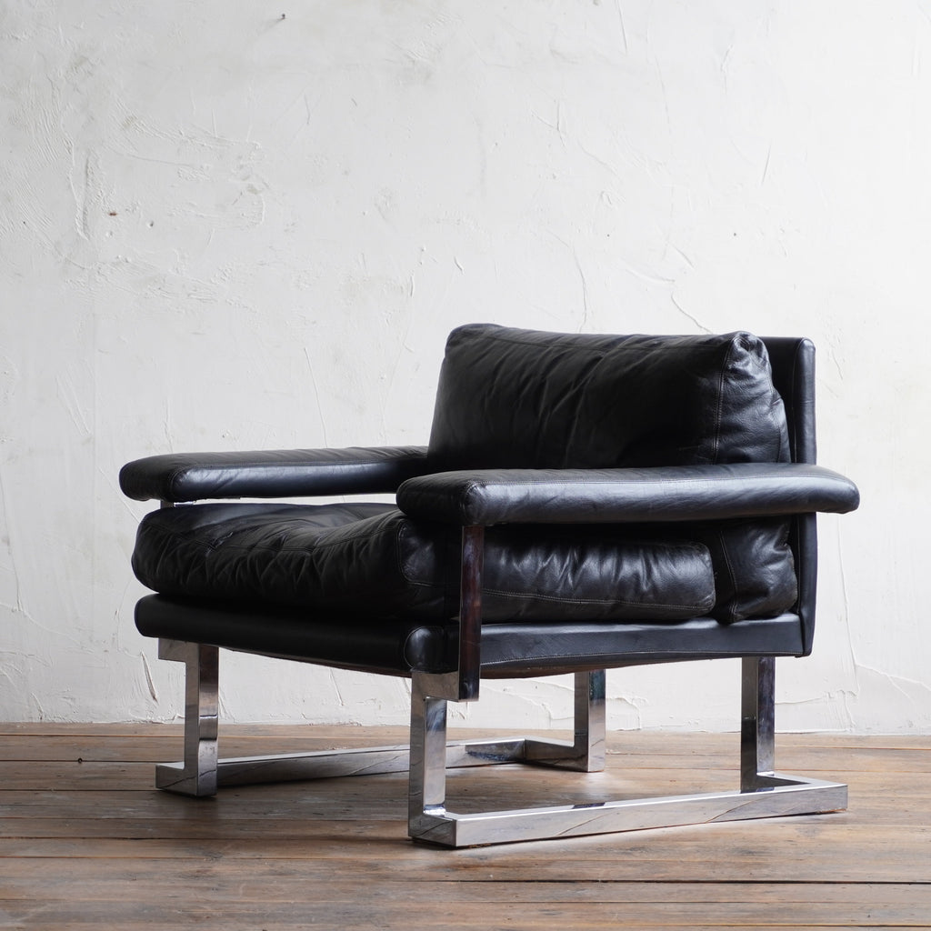 Pieff Mandarin Chair-Vintage Seating-KONTRAST