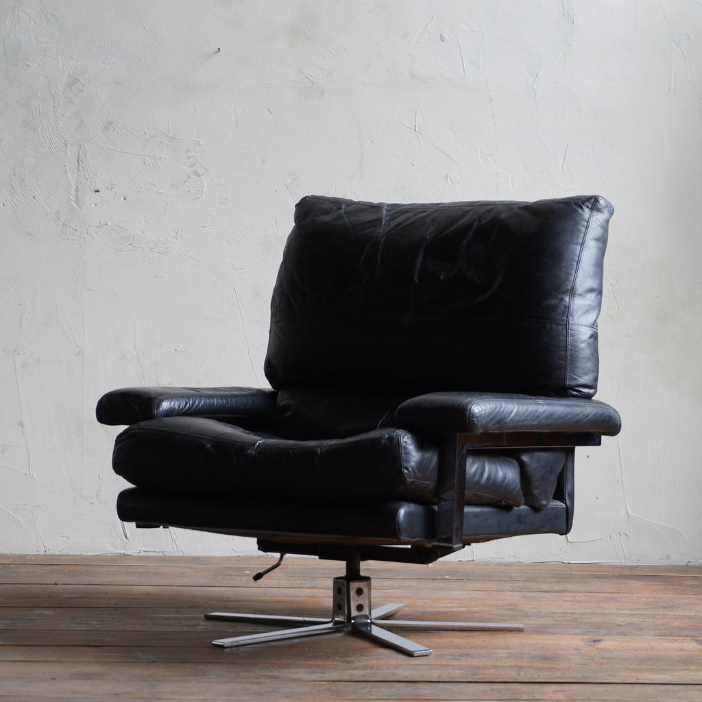 Pieff Mandarin Swivel Chair-Vintage Seating-KONTRAST