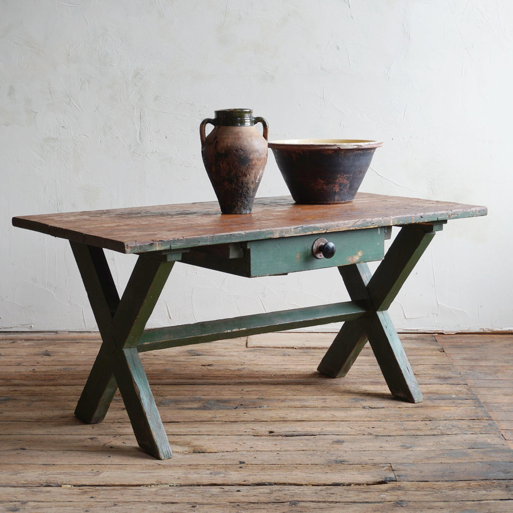 Tavern Table with X Legs - green-KONTRAST