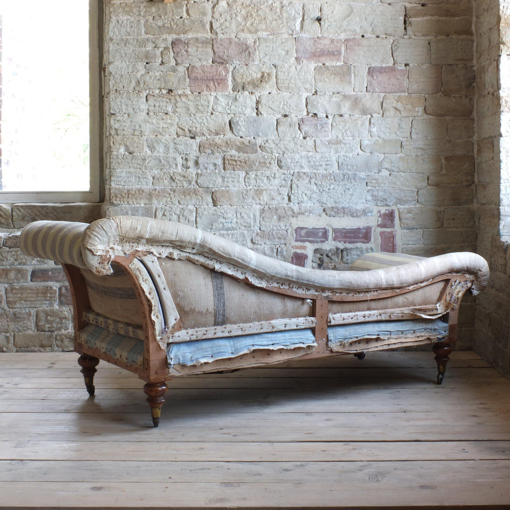 Victorian Howard and son's style Chaise Lounge-Antique Seating-KONTRAST