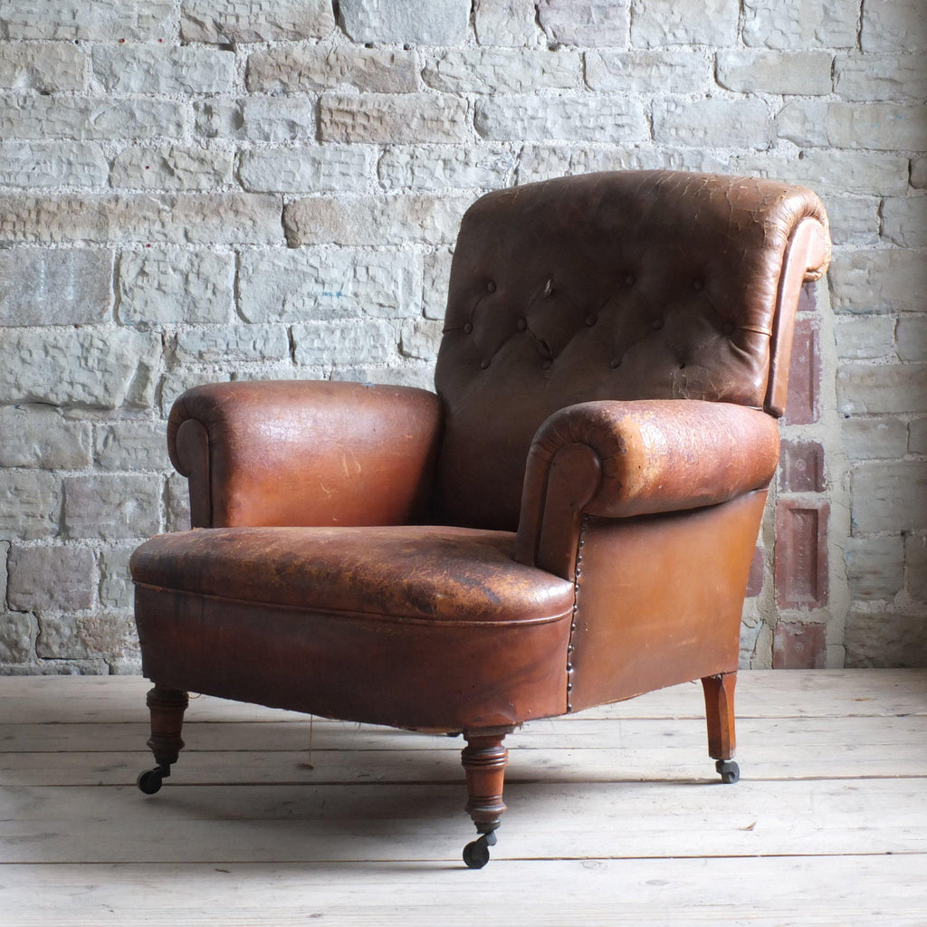 Victorian country house leather club armchair-Antique Seating-KONTRAST
