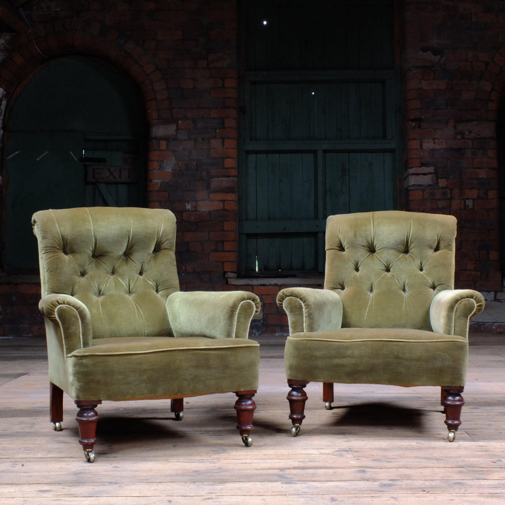 pair of English country house armchairs-Antique Seating-KONTRAST