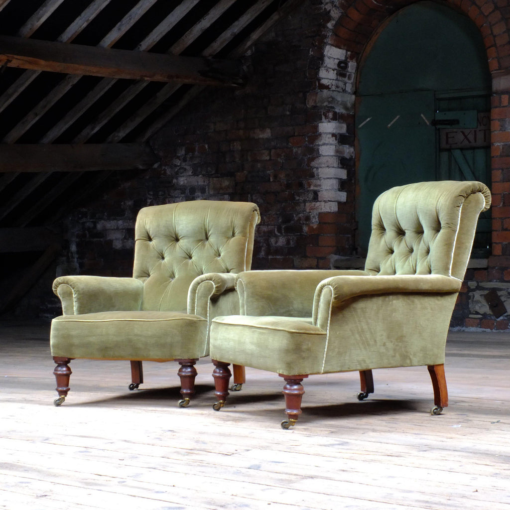 pair of English country house armchairs-Antique Seating-KONTRAST